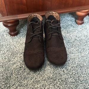 Black heeled booties